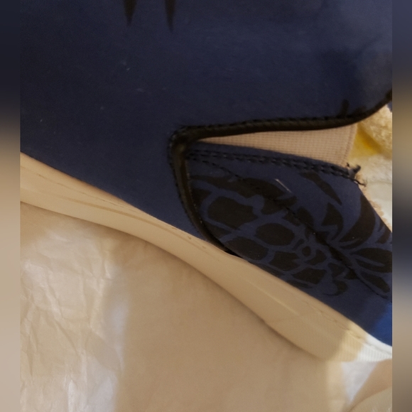 The Editor Italy Distressed Pineapple Printed Blue Fabric Slip on Sneakers - Picture 9 of 10